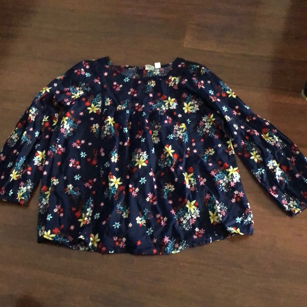 Girls GAP top Size 10 New Condition
